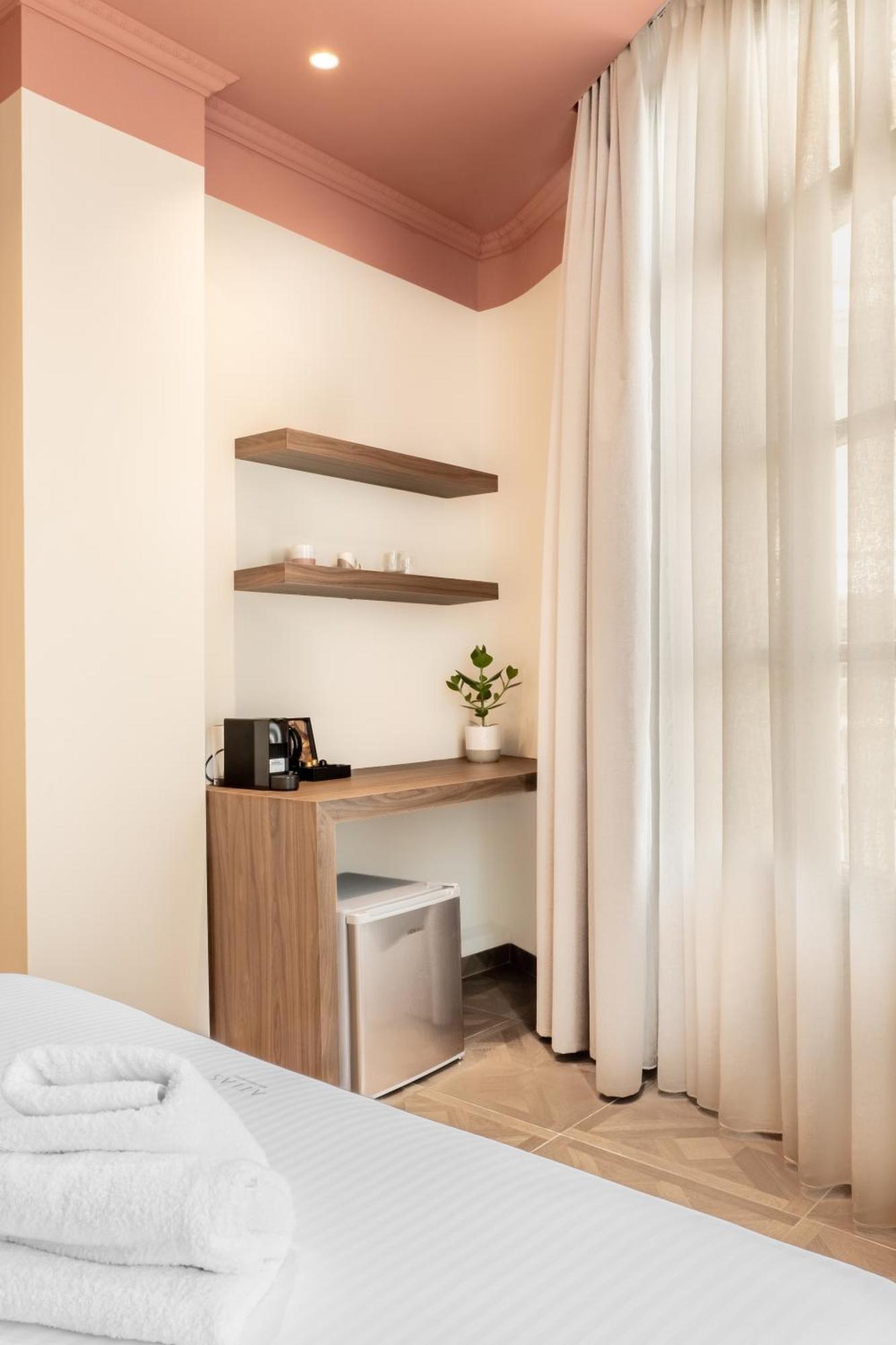 Atlas Boutique Suites カヴァラ エクステリア 写真